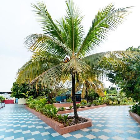 Treebo Green Village Resort - Goa Maneri  Exterior foto