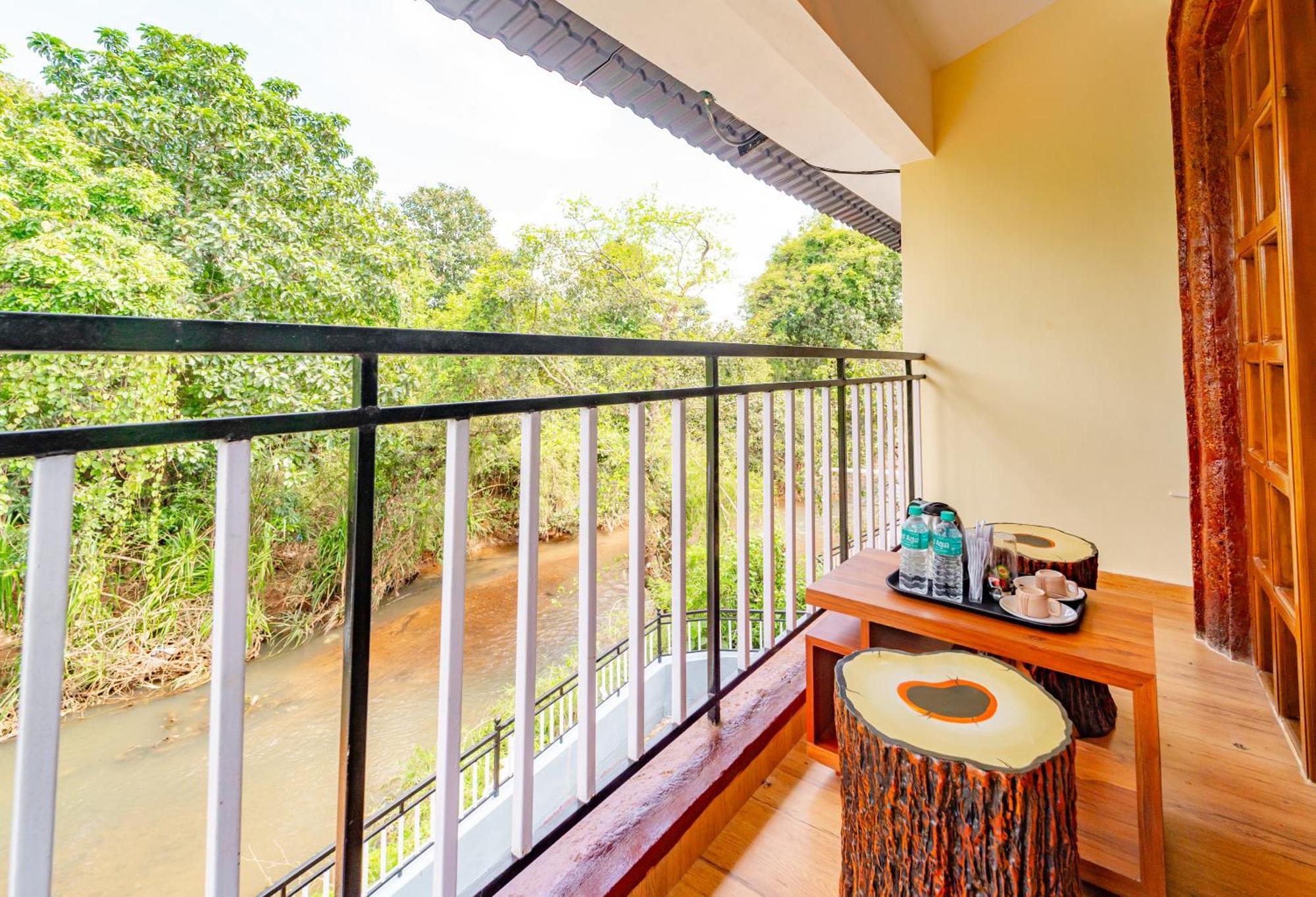 Treebo Green Village Resort - Goa Maneri  Exterior foto